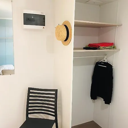 De Maillac Kamp alanı *