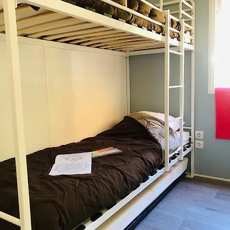 De Maillac Kamp alanı Sainte-Nathalène