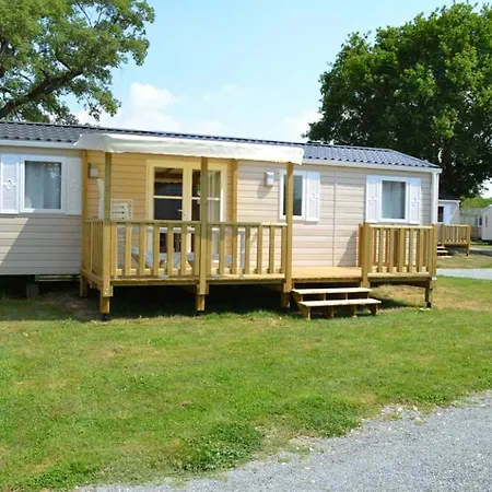 De Maillac Kamp alanı