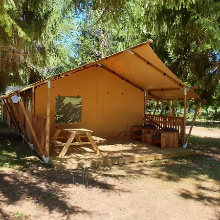 De Maillac * Sainte-Nathalène