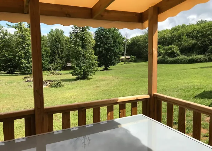 De Maillac * Sainte-Nathalène