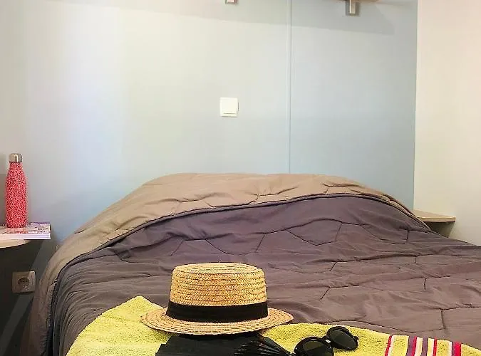 De Maillac Kamp alanı Sainte-Nathalène