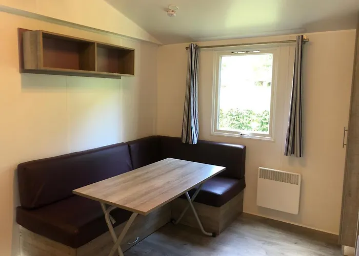 De Maillac Sainte-Nathalène