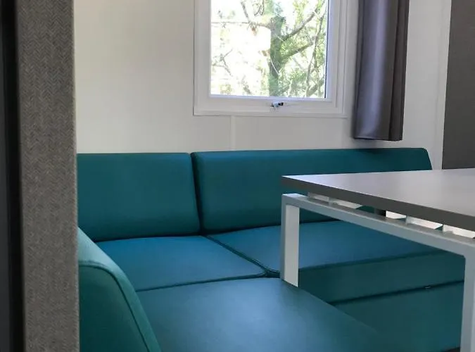 De Maillac Kamp alanı *