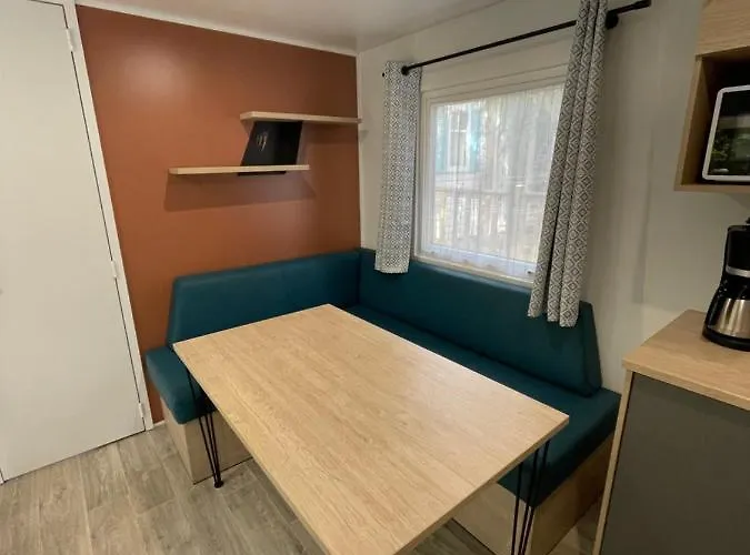 De Maillac Kamp alanı